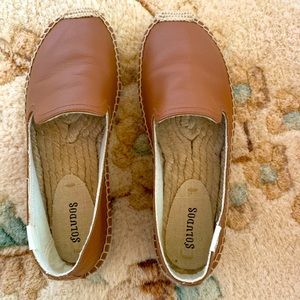 Soludos worn once luggage brown color